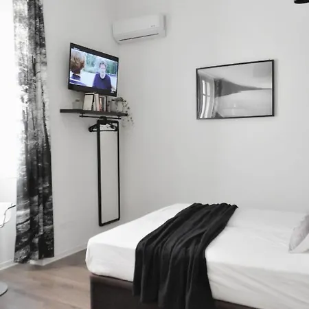 Pi Greco Apartment